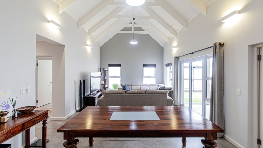 To Let 4 Bedroom Property for Rent in Sitari Country Estate Western Cape